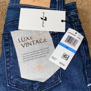 7 jeans brand new size 25